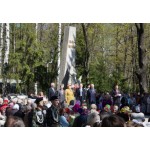 9 Мая 2014 г. - мемориал в парке перед заводом им В.И. Чапаева
